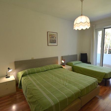 Villa A Lignano Pineta Lignano Sabbiadoro Zewnętrze zdjęcie