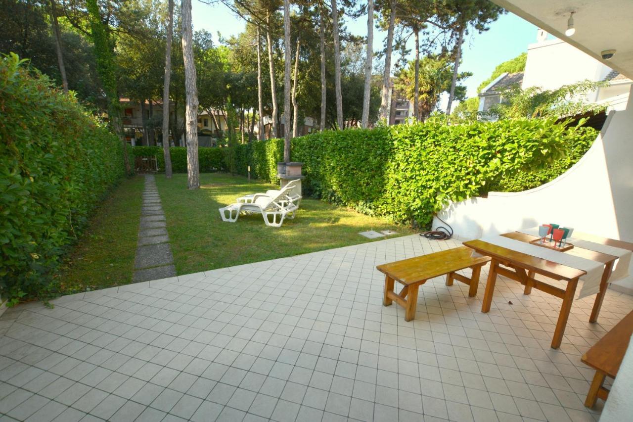 Villa A Lignano Pineta Lignano Sabbiadoro Zewnętrze zdjęcie